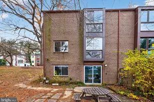 9961 Lake Landing Rd, Gaithersburg, MD 20886 - Photo 4