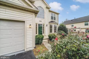 12222 Milestone Manor Ln, Germantown, MD 20876 - Photo 4