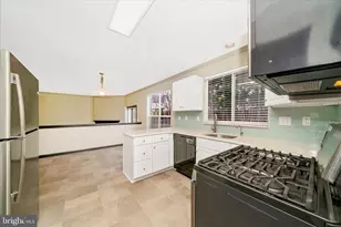 12222 Milestone Manor Ln, Germantown, MD 20876 - Photo 18