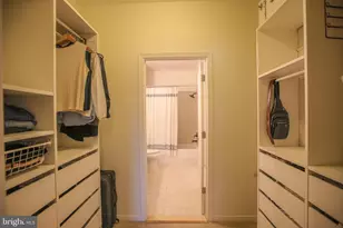 8045 Newell St, Silver Spring, MD 20910 - Photo 12