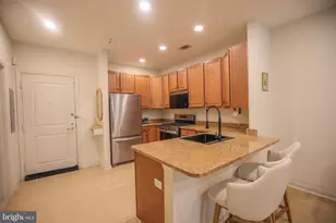 8045 Newell St, Silver Spring, MD 20910 - Photo 8