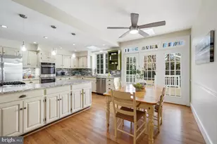 7700 Brickyard Rd, Potomac, MD 20854 - Photo 8