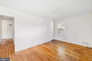 9700 Dameron Dr, Silver Spring, MD 20910 - Photo 14