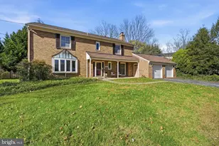 13621 N Gate Dr, Silver Spring, MD 20906 - Photo 2