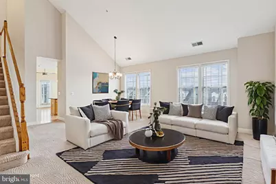 305 Redland Boulevard #402, Rockville, MD 20850 - Photo 2