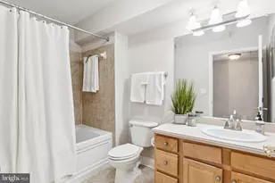 305 Redland Blvd, Rockville, MD 20850 - Photo 10