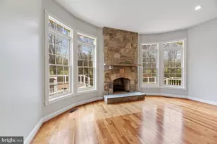 16909 Harbour Town Dr, Ashton, MD 20861 - Photo 14