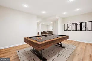 1105 Pleasant Cir, Rockville, MD 20850 - Photo 52