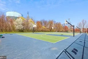 1105 Pleasant Cir, Rockville, MD 20850 - Photo 64