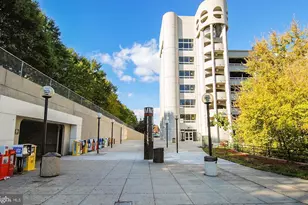 1105 Pleasant Cir, Rockville, MD 20850 - Photo 58