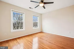 1105 Pleasant Cir, Rockville, MD 20850 - Photo 32