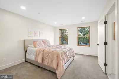 110 Geneva, Silver Spring, MD 20912 - Photo 40