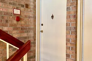 18617 Walkers Choice Rd, Gaithersburg, MD 20886 - Photo 2