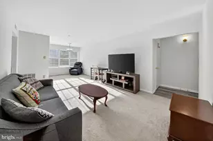14901 McKisson Ct, Silver Spring, MD 20906 - Photo 2