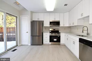 12307 Sweetbough Ct, North Potomac, MD 20878 - Photo 14
