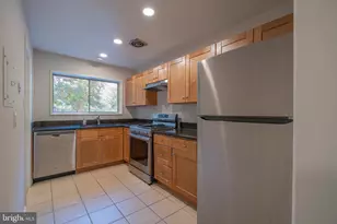 10654 Montrose Ave, Bethesda, MD 20814 - Photo 8