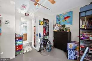 7400 Lakeview Dr, Bethesda, MD 20817 - Photo 18