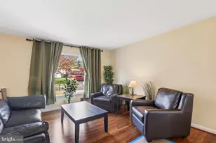 617 Denham Rd, Rockville, MD 20851 - Photo 4