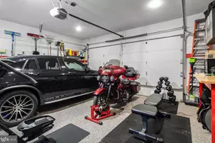 913 Pleasant Dr, Rockville, MD 20850 - Photo 38