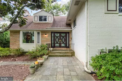 5804 Lenox Road, Bethesda, MD 20817 - Photo 2