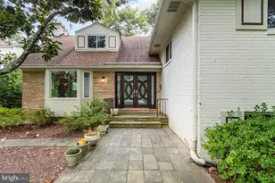 5804 Lenox Rd, Bethesda, MD 20817 - Photo 2