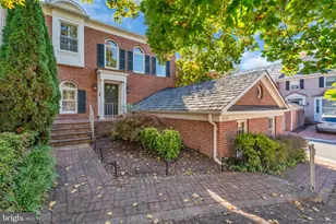 8313 Rising Ridge Way, Bethesda, MD 20817 - Photo 2