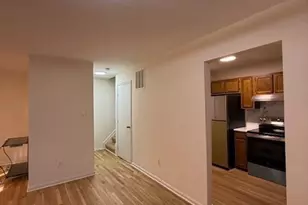 11640 Pleasant Meadow Dr, North Potomac, MD 20878 - Photo 18