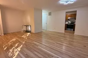 11640 Pleasant Meadow Dr, North Potomac, MD 20878 - Photo 16