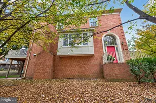 10152 Sterling Terrace, Rockville, MD 20850 - Photo 2