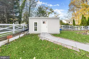 10712 Gainsborough Rd, Potomac, MD 20854 - Photo 48