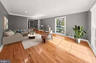 10712 Gainsborough Rd, Potomac, MD 20854 - Photo 4