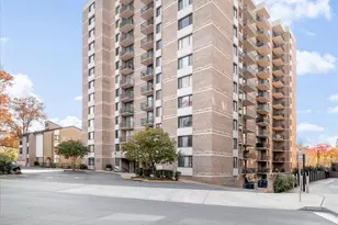 4 Monroe St, Rockville, MD 20850 - Photo 2