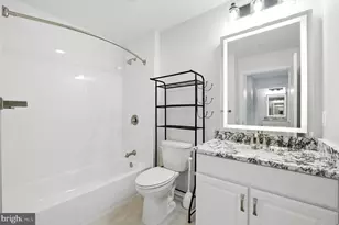 19510 Village Walk, Montgomery Village, MD 20886 - Photo 20