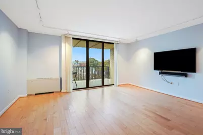 4242 East West Hwy #514, Chevy Chase, MD 20815 - Photo 14
