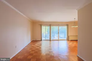 3535 Chevy Chase Lake Dr, Chevy Chase, MD 20815 - Photo 8