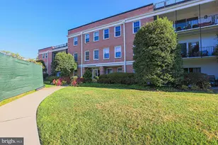 3535 Chevy Chase Lake Dr, Chevy Chase, MD 20815 - Photo 2
