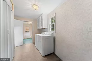 9 Snug Hill Ct, Potomac, MD 20854 - Photo 14