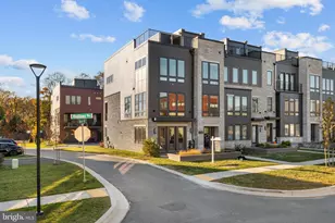 9750 Windflower Wy, Bethesda, MD 20817 - Photo 2