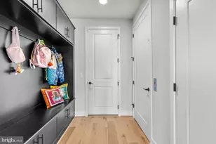 9750 Windflower Wy, Bethesda, MD 20817 - Photo 14