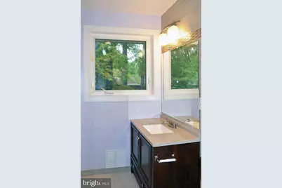 9710 Holmhurst Road, Bethesda, MD 20817 - Photo 10