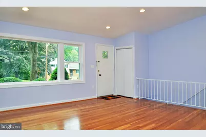 9710 Holmhurst Road, Bethesda, MD 20817 - Photo 6
