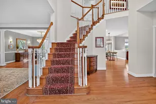 115 Fox Trail Terrace, North Potomac, MD 20878 - Photo 4