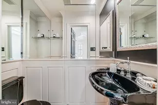 4817 Chevy Chase Blvd, Chevy Chase, MD 20815 - Photo 10