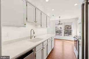 13208 Meander Cove Dr, Germantown, MD 20874 - Photo 10