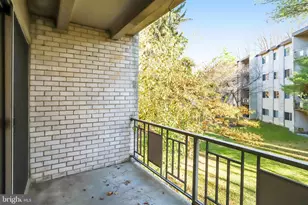 12215 Braxfield Ct, Rockville, MD 20852 - Photo 34