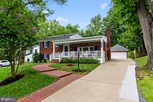 6209 Redwing Ct, Bethesda, MD 20817 - Photo 2