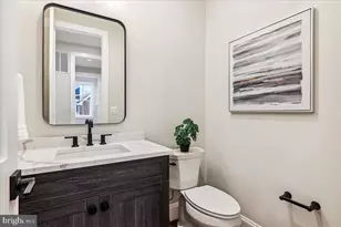 4807 De Russey Pkwy, Chevy Chase, MD 20815 - Photo 10