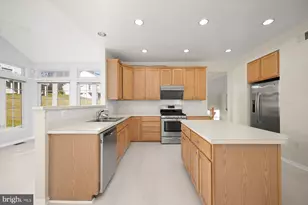 19312 Plummer Dr, Germantown, MD 20876 - Photo 22