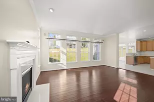 19312 Plummer Dr, Germantown, MD 20876 - Photo 28