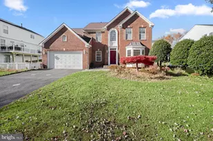 19312 Plummer Dr, Germantown, MD 20876 - Photo 2